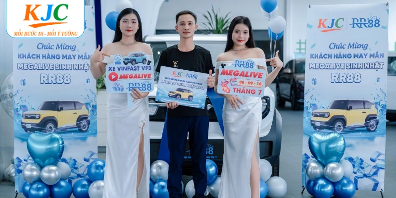 Các quà tặng trong sự kiện mừng sinh nhật RR88